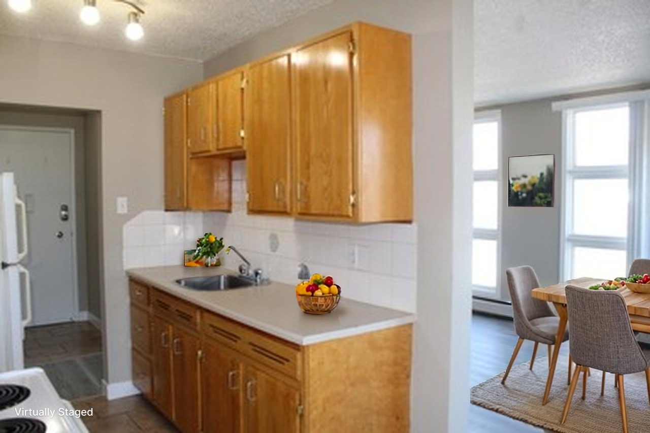 Elizabeth Manor Apartments - Photo 5 of 21