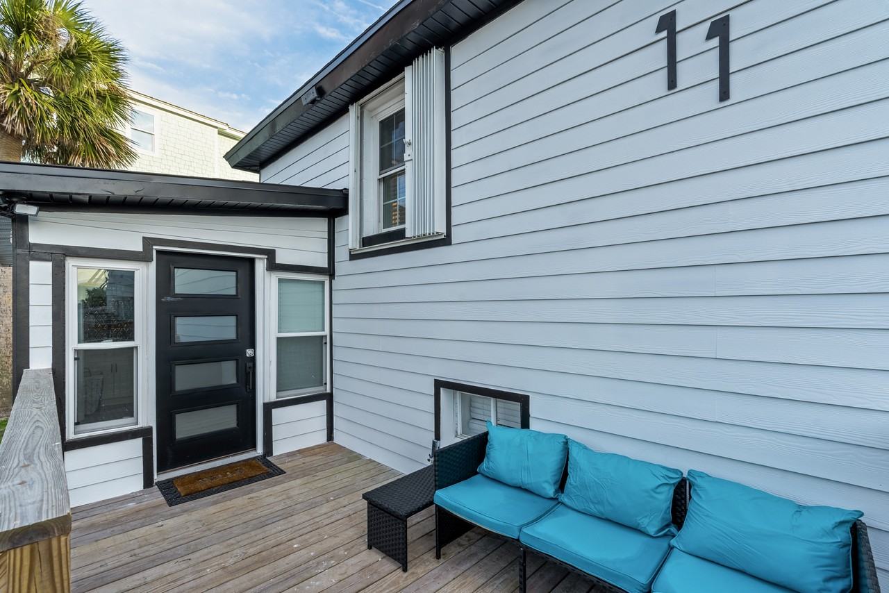 11 13th St #1 - Photo 4 of 40