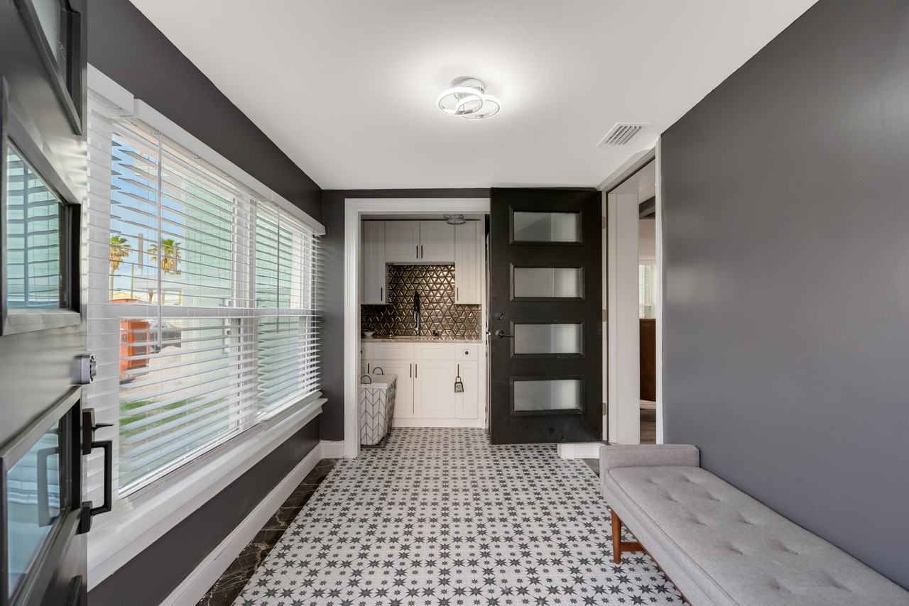 11 13th St #1 - Photo 7 of 40