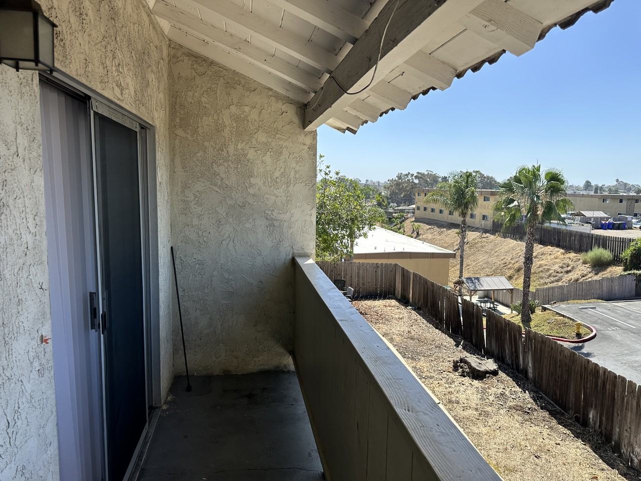 2102 E 5th St #D - Photo 7 of 15