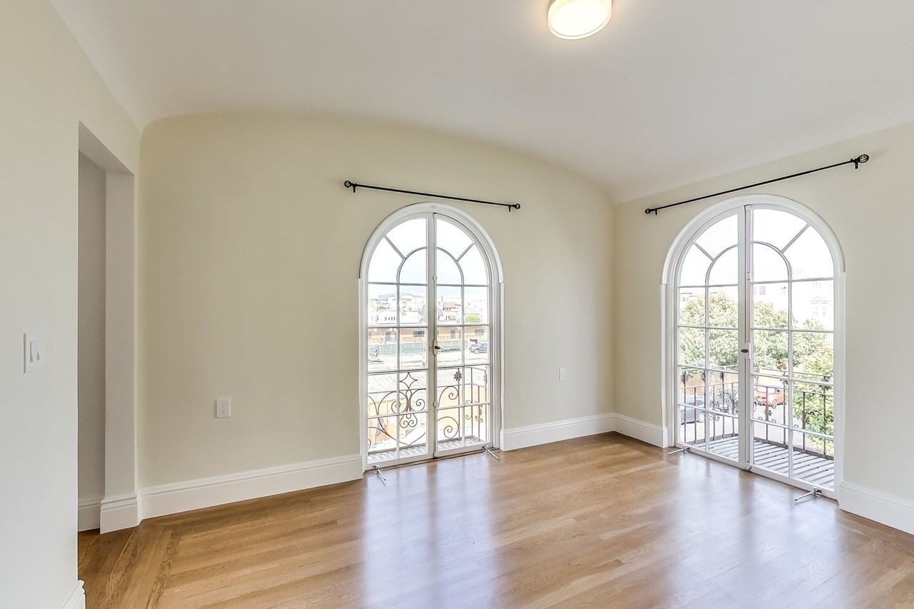 3560 Divisadero - Photo 5 of 18