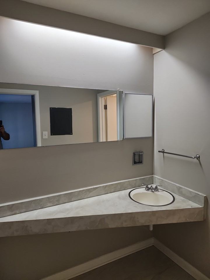 395 Felder Ave #B - Photo 7 of 24