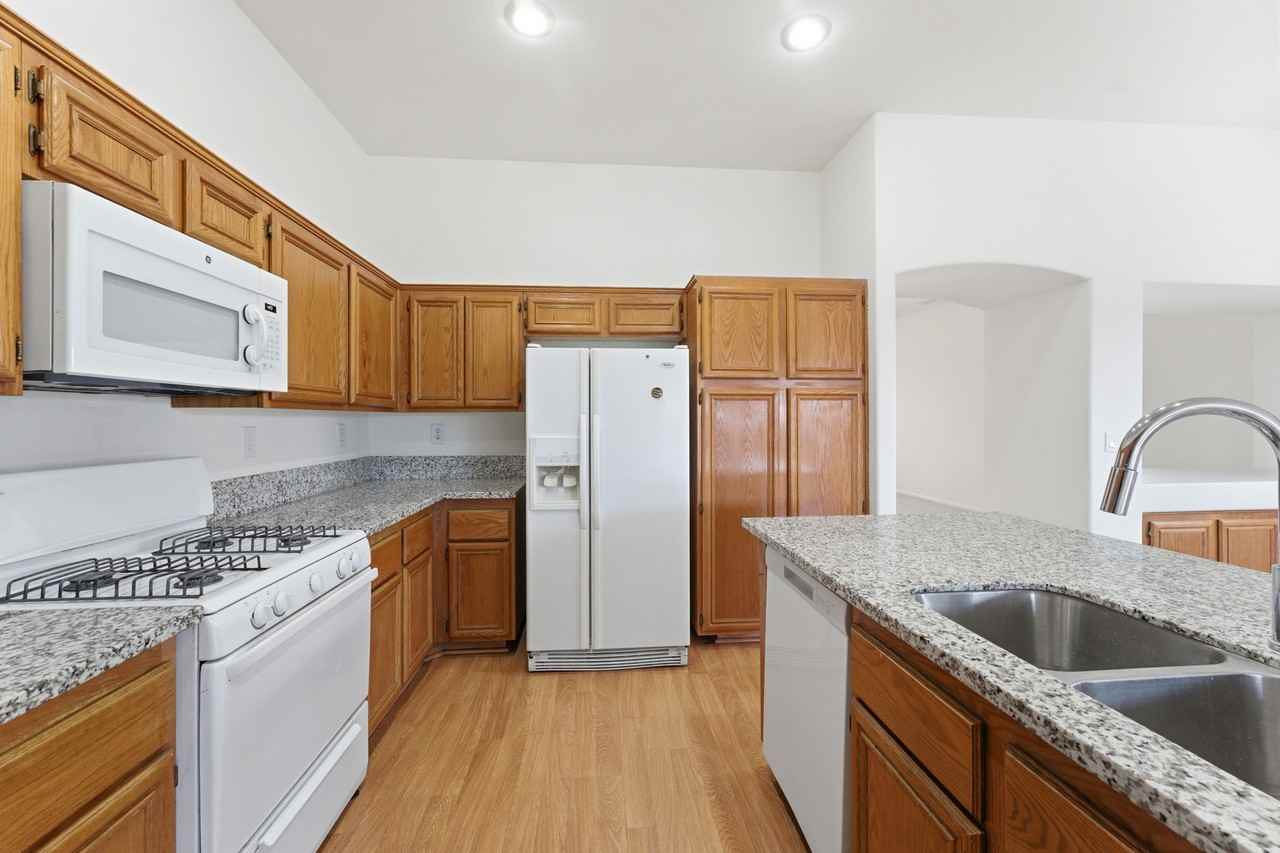 3872 Crest Horn Dr #1 - Photo 4 of 11