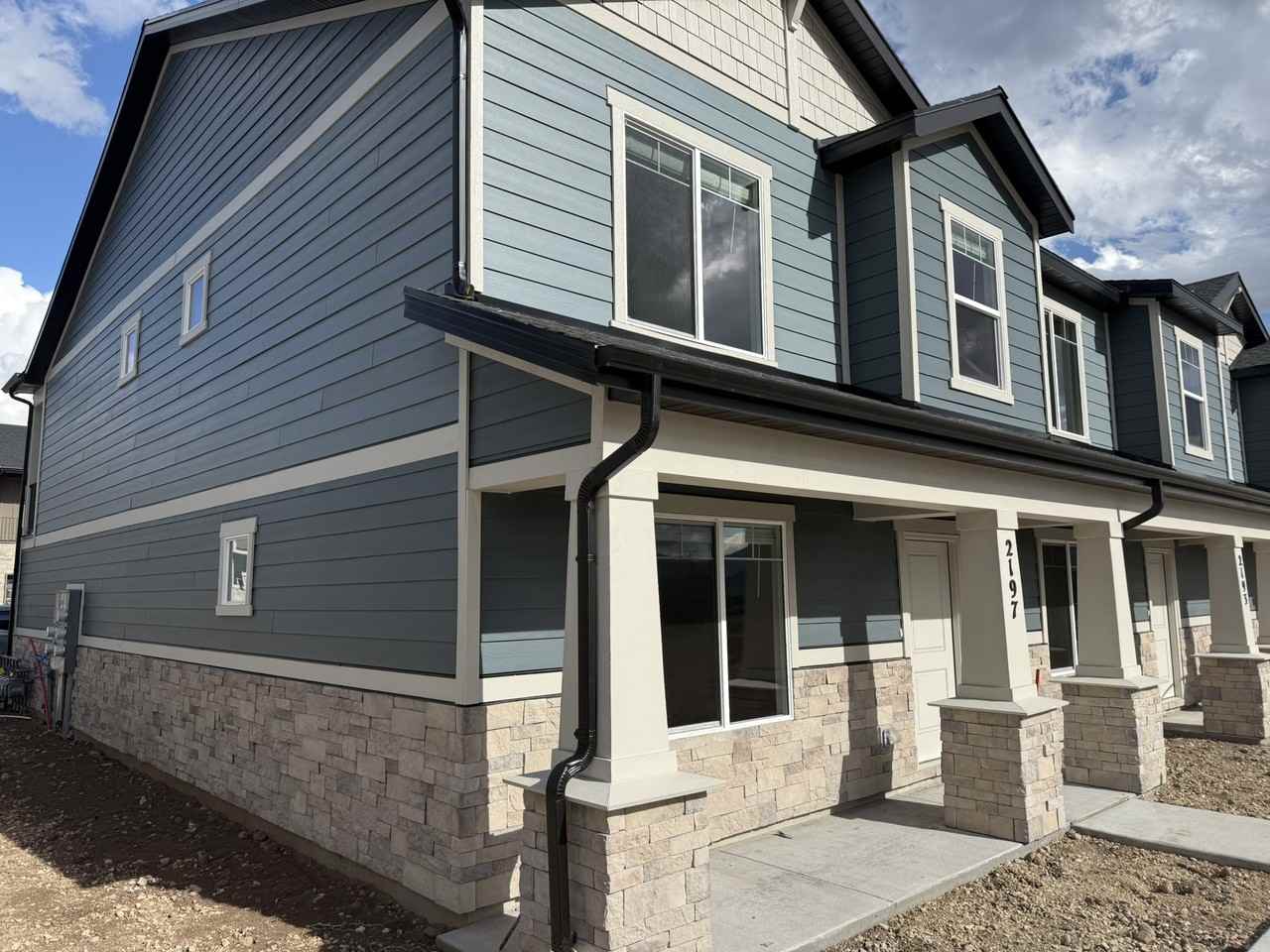 2197 N Glacier Ln #1 - Photo 2 of 33