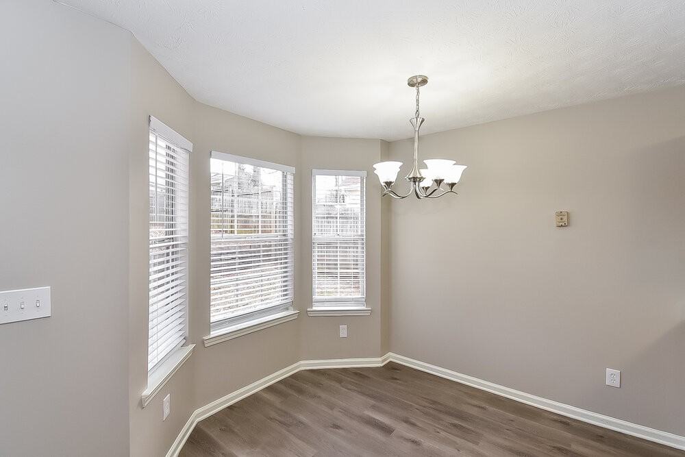 322 Fallview Dr - Photo 5 of 16