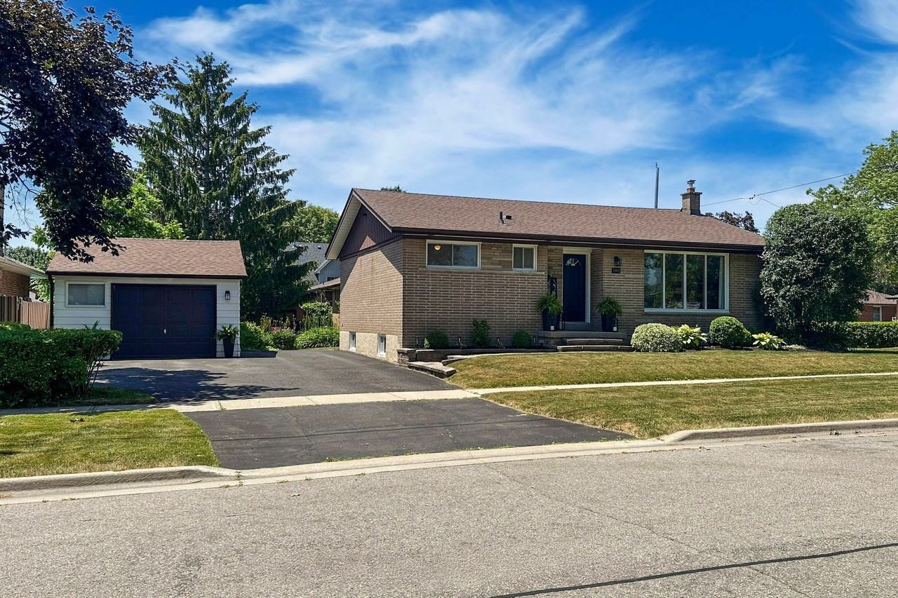 180 Eastmount Street - Photo 4 of 17