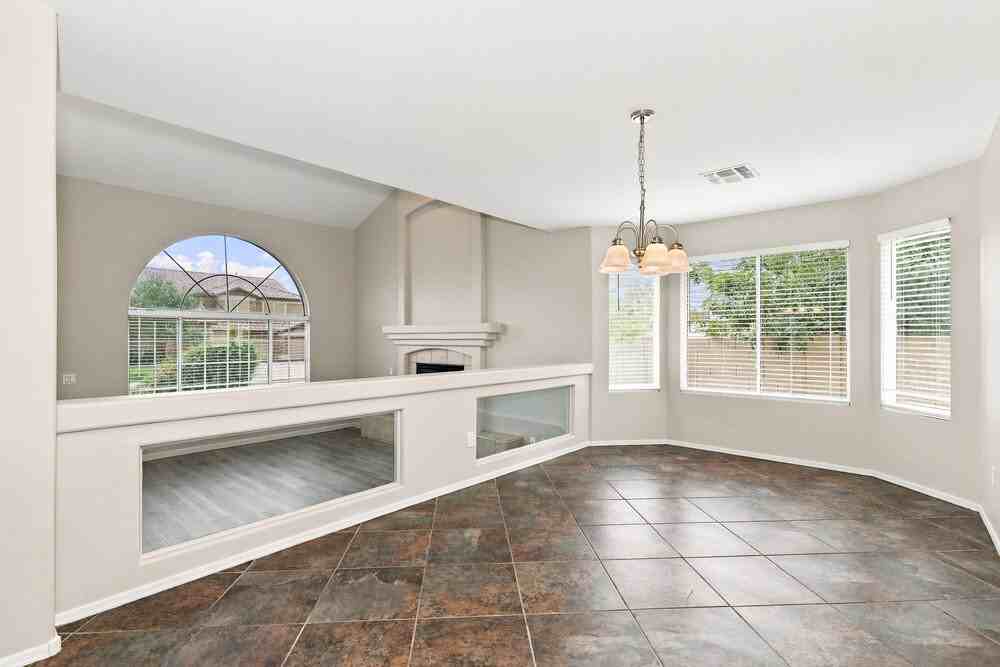 3796 E Leah Ln - Photo 5 of 17