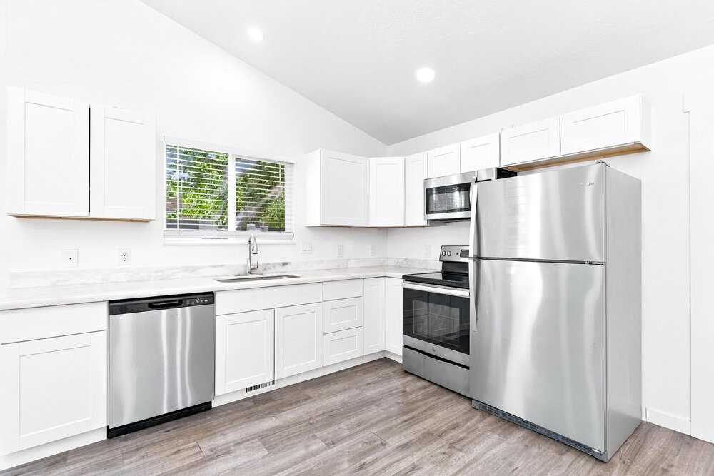 2098 E Weeping Willow Way - Photo 7 of 17