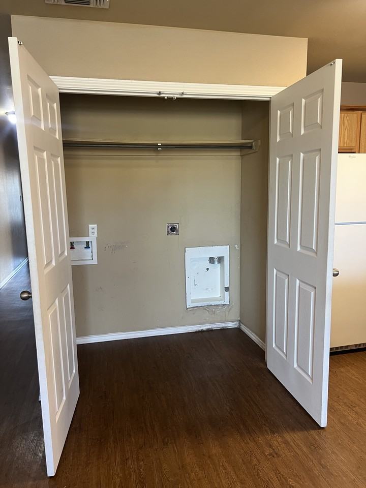 410 Se Front St #410SEFRONT - Photo 5 of 13