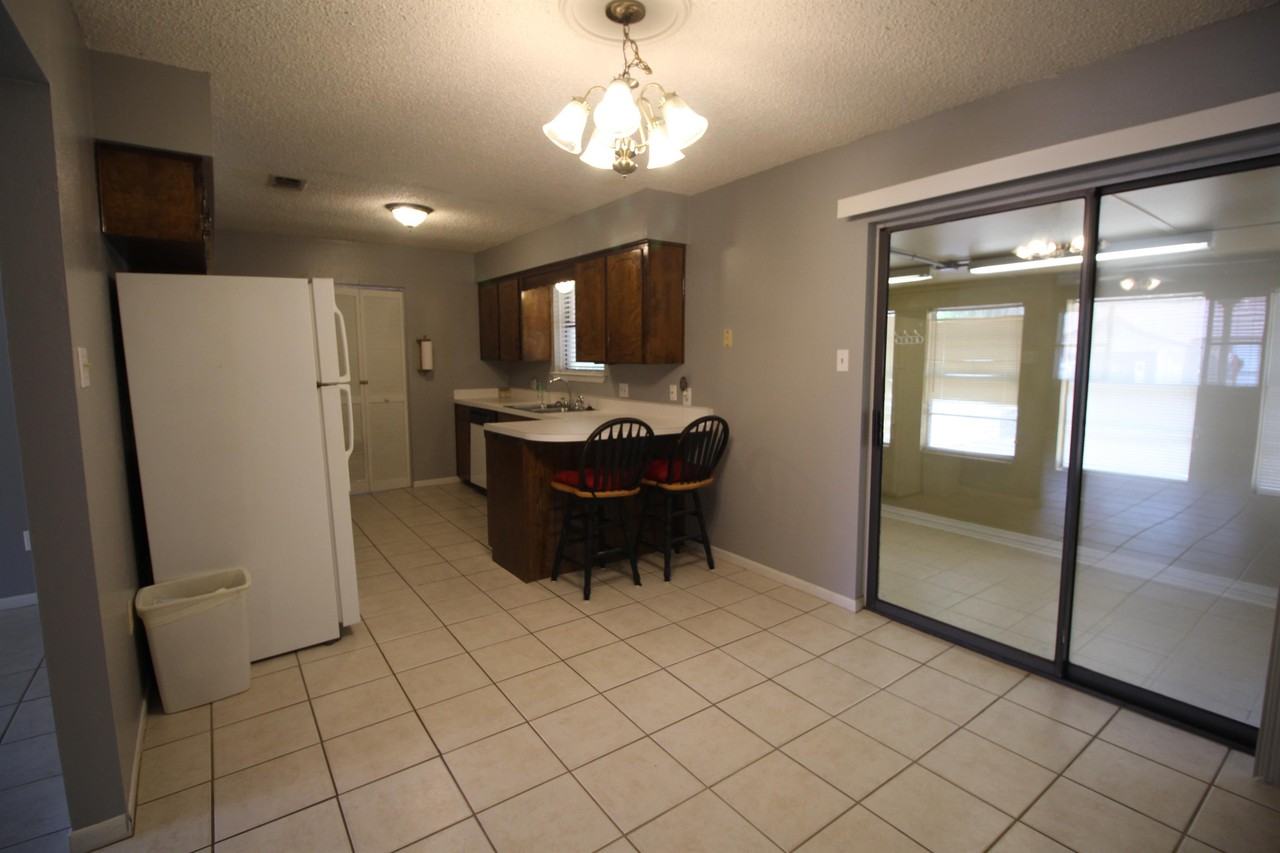 721 Water Crest Cir #1 - Photo 3 of 19