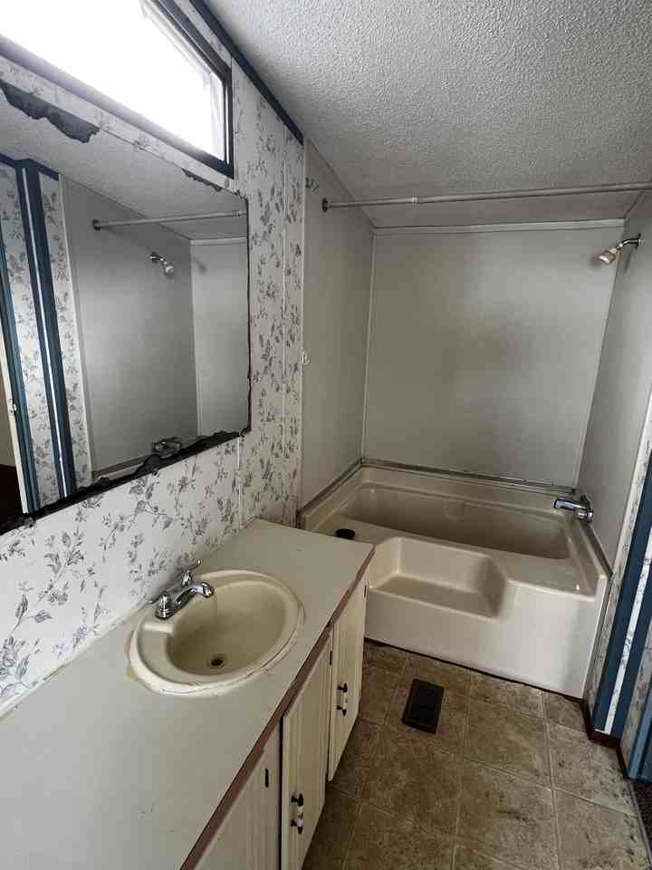 901 Bernard Ln #36 - Photo 7 of 7