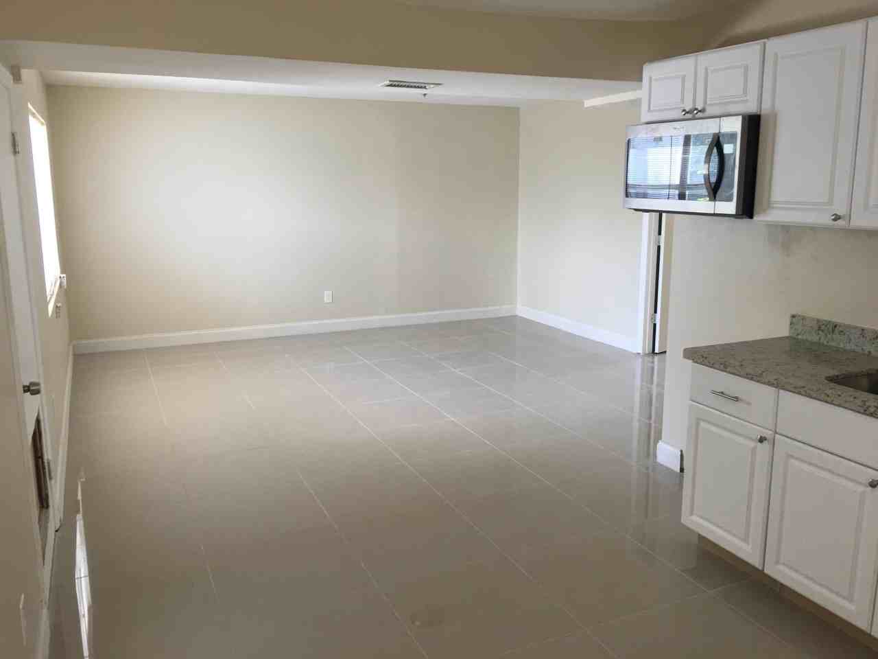 19134 Nw 2nd Ct #3 - Photo 2 of 9