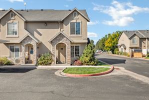 featured image of 1759 N 425 W #1