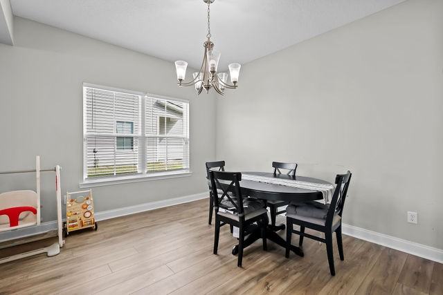 618 Fairview Cir #1 - Photo 5 of 38