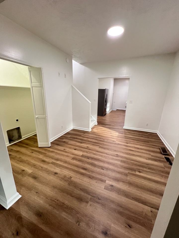 1210 Van Buskirk Rd #1 - Photo 4 of 42
