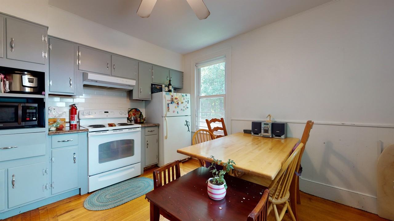 41 Orchardhill Rd #2 - Photo 2 of 33