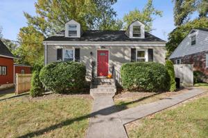 featured image of 8406 49th Ave #1