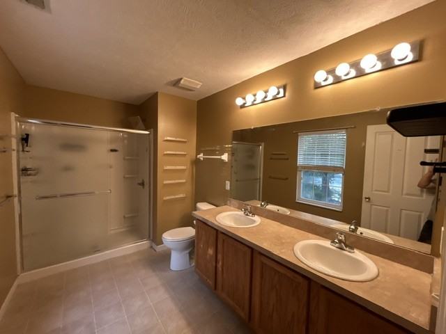 9157 Walker Park Dr #1 - Photo 4 of 10