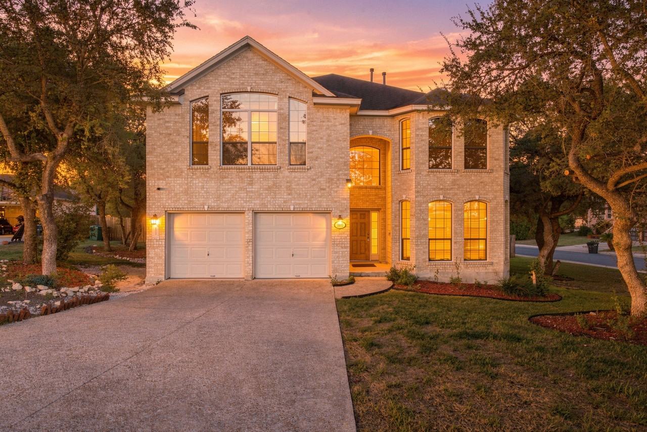 1007 Serenata Cir #1 - Photo 5 of 50