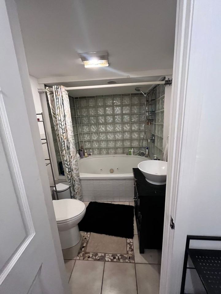 8 Sewall St - Photo 6 of 14