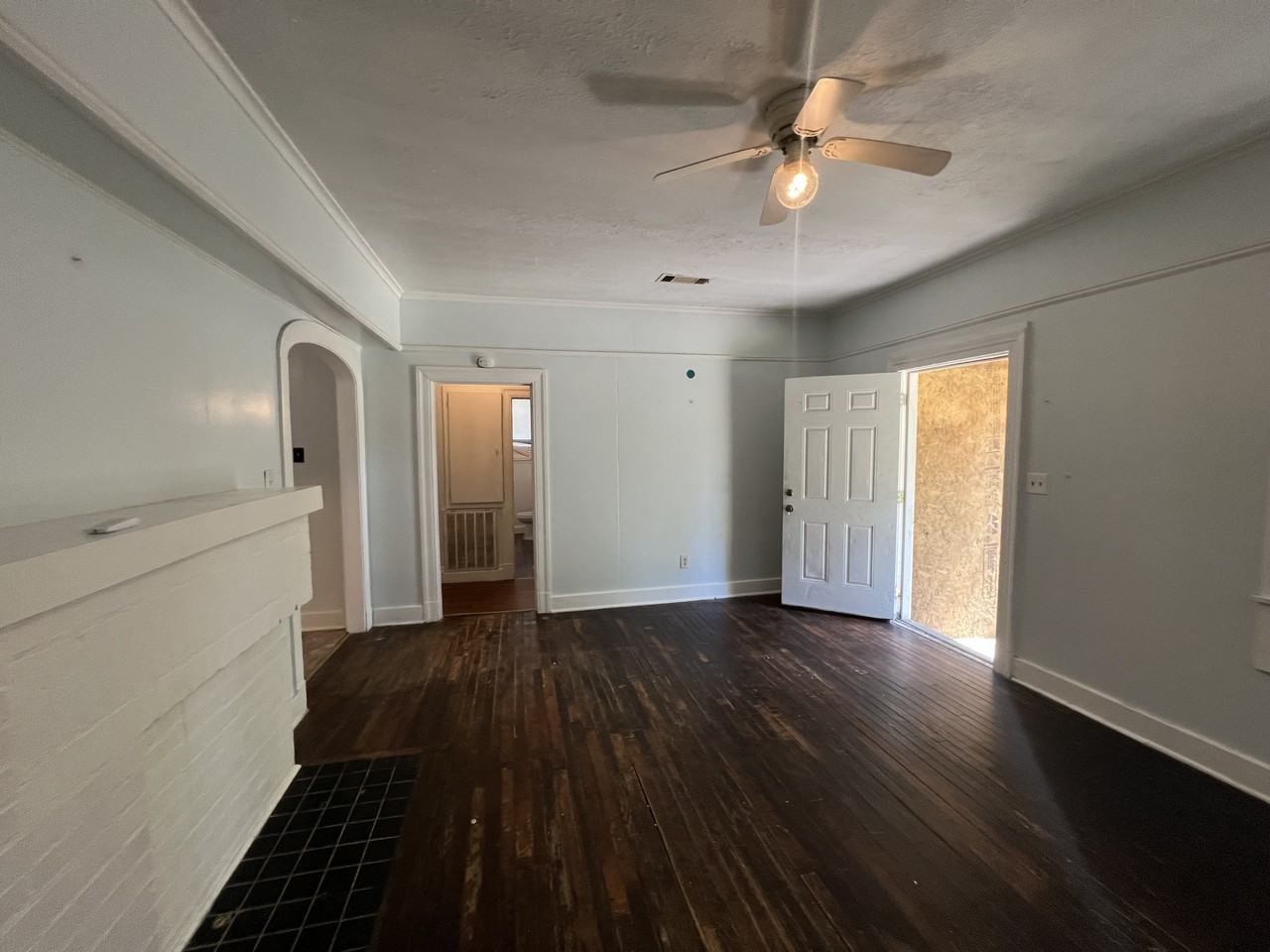 163 Lynn Ave #1 - Photo 3 of 10