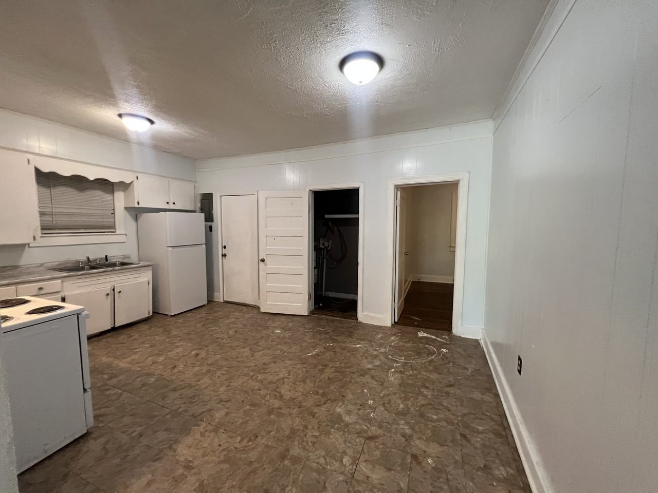 163 Lynn Ave #1 - Photo 4 of 10
