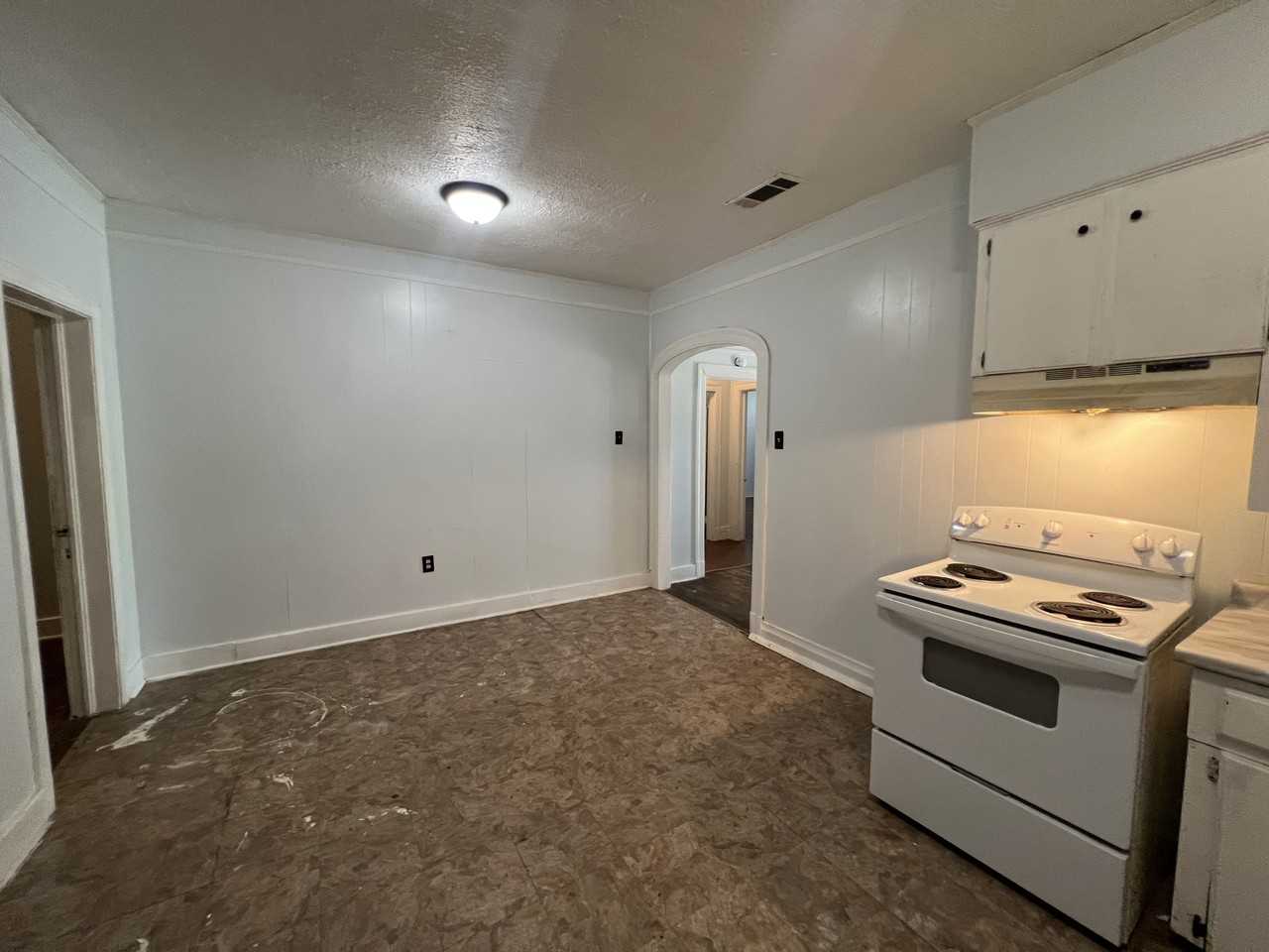 163 Lynn Ave #1 - Photo 5 of 10