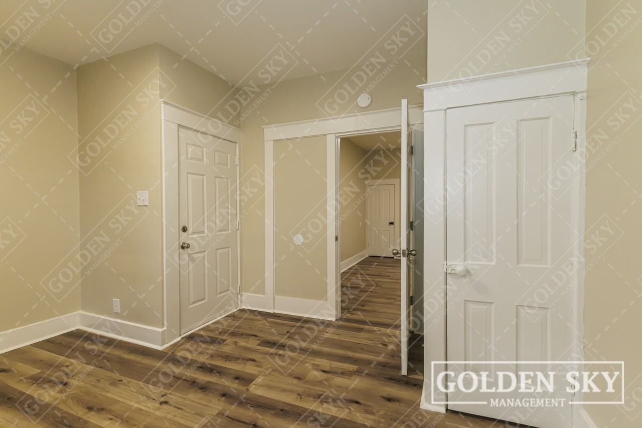 611 West Jackson StreetUnit 2 #NA - Photo 7 of 10