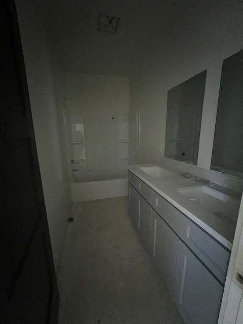2061 W Lake Lucille Dr #2 - Photo 5 of 8