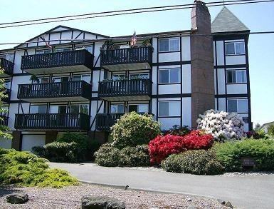 Stratford Heights in University Place - Photo 2 of 50