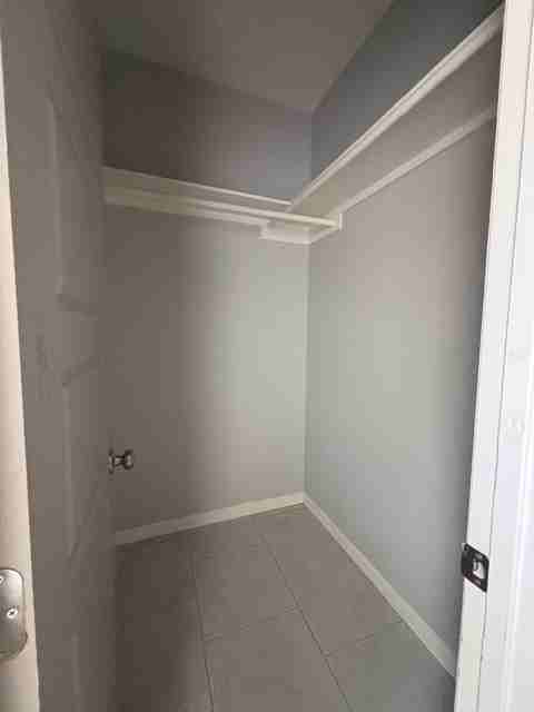 2001 Garden Ridge Dr #3 - Photo 7 of 9