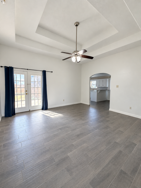 2000 S Standard Ave #1 - Photo 5 of 11