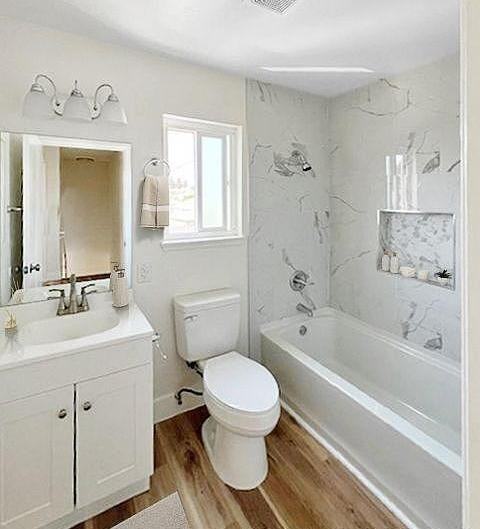 1330 W 57th St - Photo 3 of 7