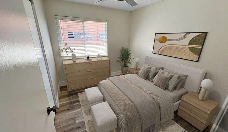 1330 W 57th St - Photo 4 of 7