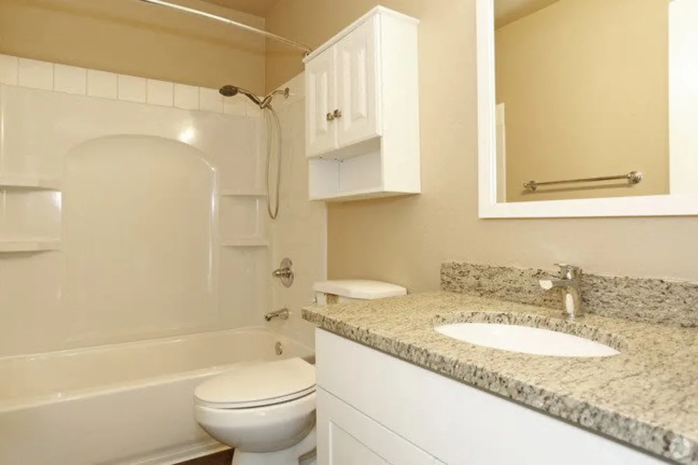 3819 Vineyard Ave - Photo 4 of 22