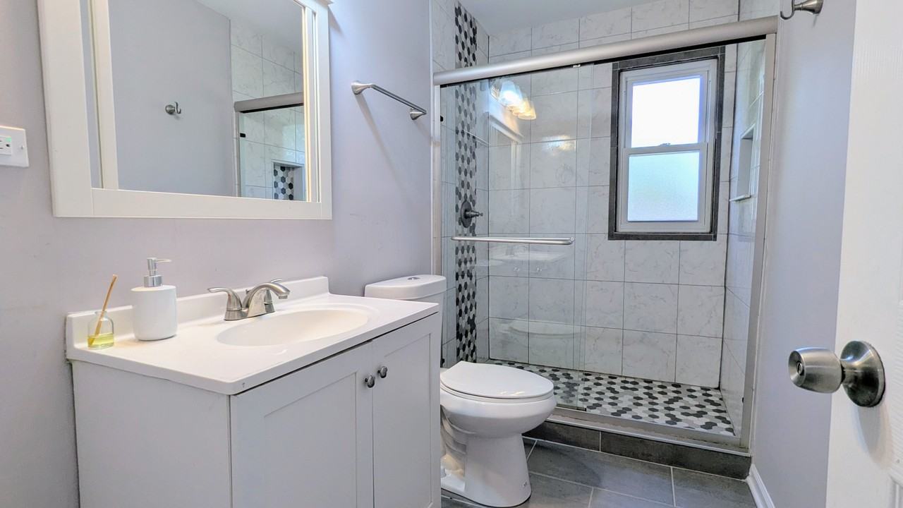 209 N Dryden Pl #1 - Photo 7 of 16