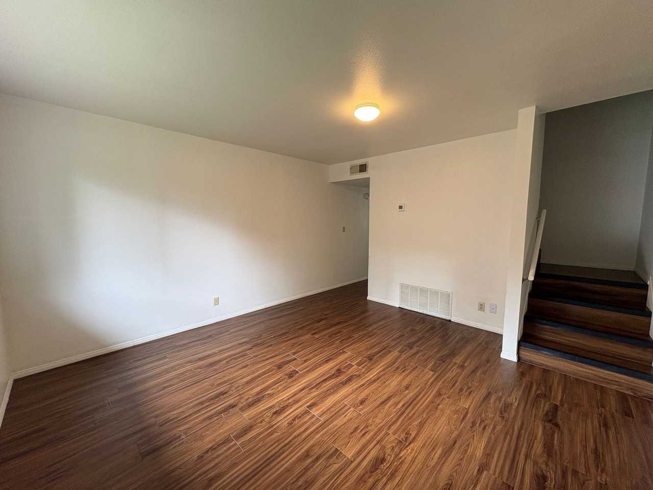 205 S Paseo Del Flag - Photo 2 of 14