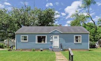 featured image of 1901 N Brookfield St #1