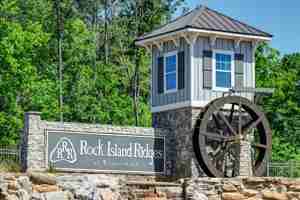 featured image of 4402 Riverchase Dr