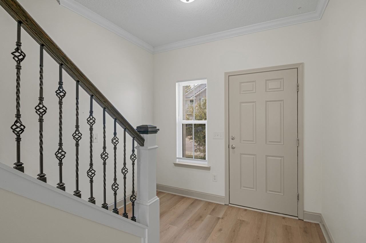 26 Perlieu Ct #1 - Photo 4 of 27