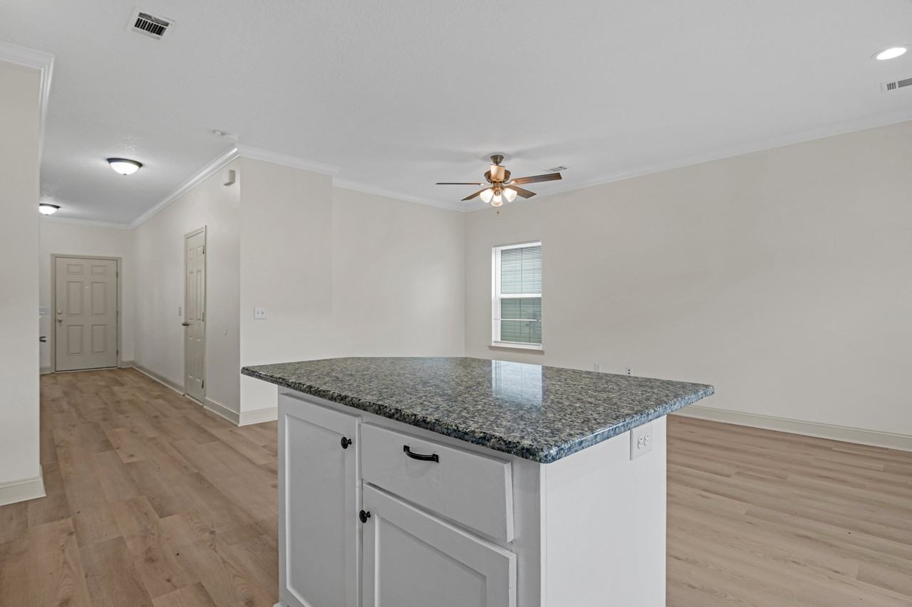 26 Perlieu Ct #1 - Photo 5 of 27