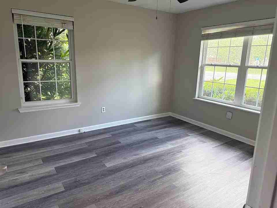 632 Trevor St #1 - Photo 7 of 9