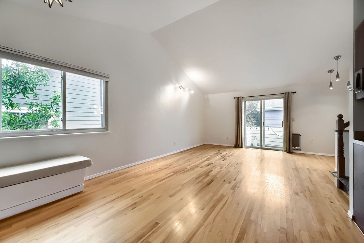 3838 Fredericks Ct - Photo 6 of 22