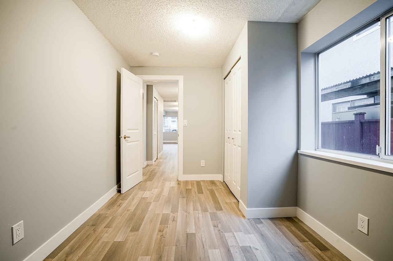 1928 Manning Avenue - Photo 3 of 9