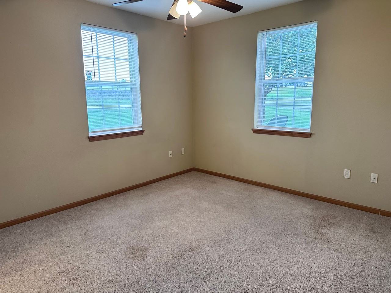 900 Ne Deer Creek Dr - Photo 6 of 13