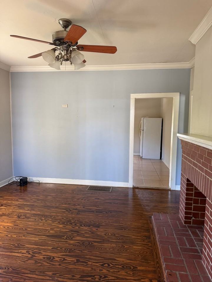 2205 2nd Ave - Photo 5 of 16