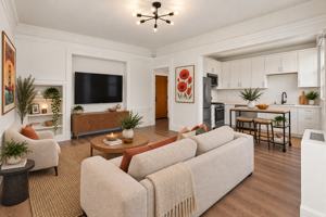 featured image of 1610 Leavenworth Street #9
