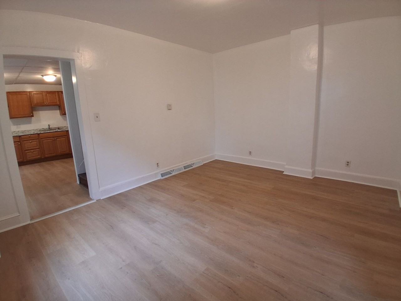 336 Fayette St - Photo 6 of 21