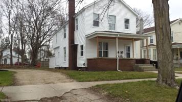 featured image of 117 Sanborn Ave