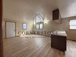 featured image of 1402 S 24th St
